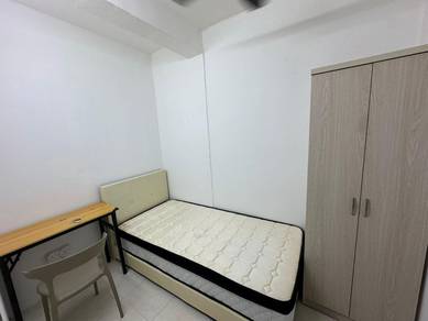 Female unit room for rent Georgetown