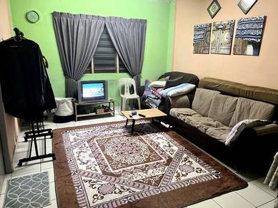 Bilik Sharing, Hadapan NSK Kota Damansara