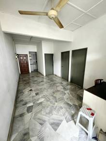 Shop Apartment Taman Daya Kepong vacant to move in