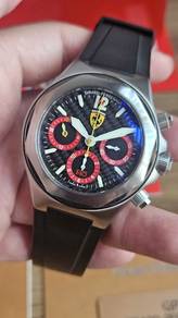 Girard Perregaux Laureato F40 Ferrari 