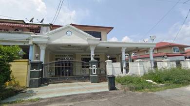 Tawau 6 rooms 5 bathrooms semi D @Taman hotspring jaya for sale