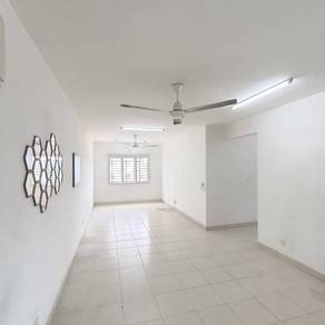 De Bayu Apartment