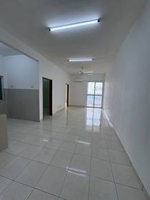Condo Ascotte Boulevard Semenyih Rinching basic kitchen aircond heater