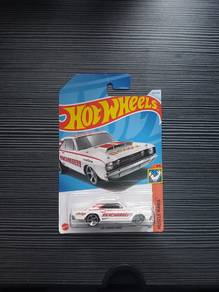 hotwheels 68 dodge dart defect card