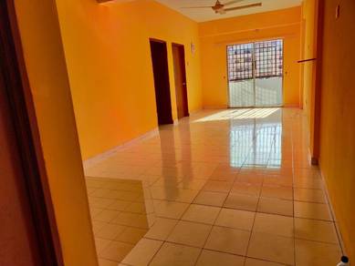 feature ad Newly Repaint & Refurbished 3 Room 2 bath for Rent !!