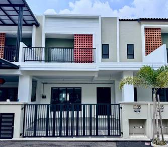 Panorama Lapangan Perdana Double Storey New & Never Occupied
