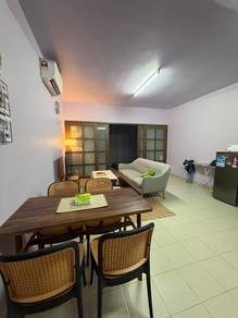 Lake View Suites