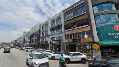 Bandar Puteri Puchong 25x90 Ground Floor Shop For Rent