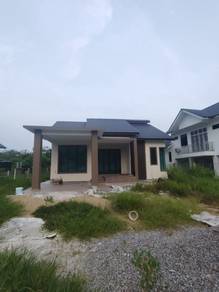 Banglo Gual Mesa Pasir Mas