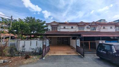 [CORNER LOT] Renovated Double Storey Bandar Saujana Putra