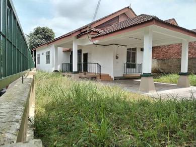 Single-Stoery Terrace House - Corner Lot
