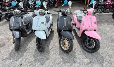 Benelli PANAREA 125 NEW vespa TUSCANY VESPA 125!!)