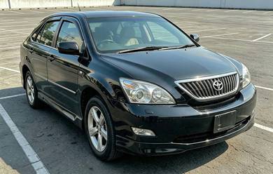 Toyota HARRIER 3.0 AIRS Malaysia number 1 done 45k