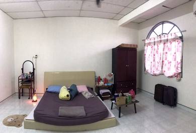 2-storey-Terraced-House-for-rent-Sitiawan-Perak
