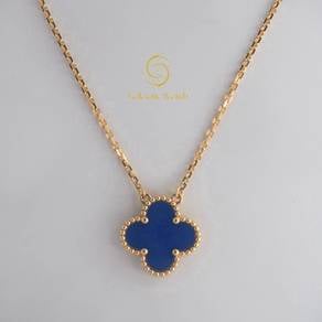 Van Cleef & Arpels Vintage Alhambra Pendant GA1101