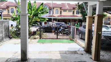 Non Bumi House Rumah Seksyen 12 Bandar Baru Puncak Alam for Sale