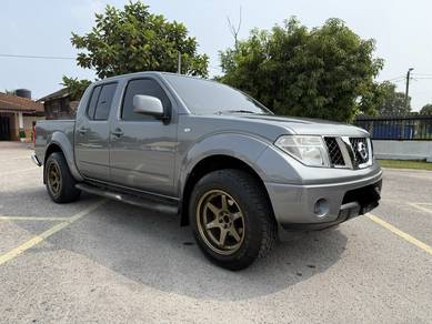 Nissan NAVARA 2.5 SE (AT) NP300 (A)