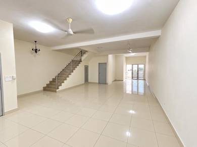 {FACING EMPTY} 2 Sty 22x70sf House, Botania, Amoda, Saujana Rawang