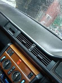 Mercedes Benz 230E 36yr vintage 9k new engine