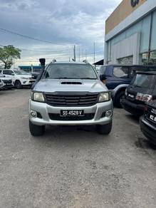 2014 Toyota HILUX 2.5 DOUBLE CAB 4X4 (A)