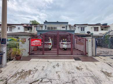 RENOVATED SPACIOUS 2 Sty House Taman Sri Puchong
