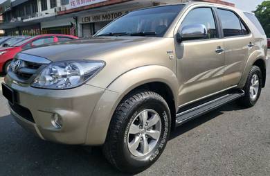 2008 Toyota FORTUNER 2.7 V PETROL 4WD (AT) (SUV)💛