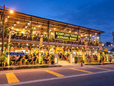 KOMPLEKS 2 Tingkat Utk SHOWROOM/ KEDAI SERBANEKA/ FOODCOURT, B.B Bangi