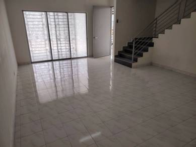 Low Deposit DSTH Corner Lot at Jln Yayasan / Taman Ypj / Kulai