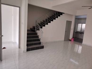 Low Deposit DSTH Corner Lot at Jln Yayasan / Taman Ypj / Kulai