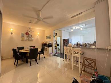 [FULL EXTENDED FRONT & BACK] 2-Storey Terrace @ Seri Kembangan