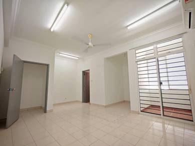 Below RM900K! 2,384 sqft 2.5 Storey Terrace Bukit Serdang