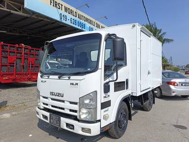 ISUZU NLR55UE - 10FT ALUMINIUM Box