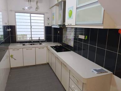 Rumah ground floor sewa (amansiara townhouse) 2 carpark, selayang