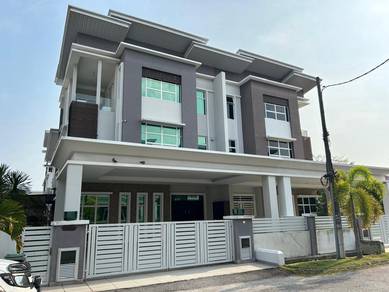 feature ad Freehold! 2/12 Storey Semi -D house for sale at Taman Merbok Melaka.
