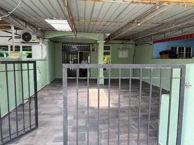 RUMAH UNTUK DISEWA Bandar Mahkota BANTING Selangor.