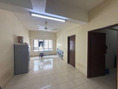 Dataran Otomobil Apartment-2