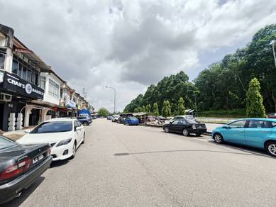 Taman Desa Skudai Double Storey End lot Shop Full loan Universiti