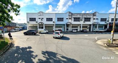 Puchong Utama 1.5sty Terrace Factory