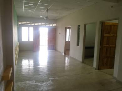 Taman Taynton View 1.5 Storey House walking distance to UCSI