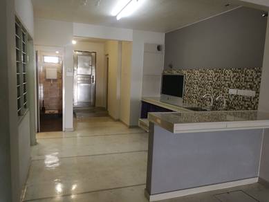 Taman Taynton View 1.5 Storey House walking distance to UCSI