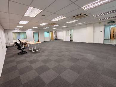 Jaya One Petaling Jaya Office With Bathroom Partially furnished !!