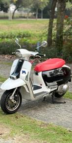 Lambretta G350 Series 2 classic scooter TMM