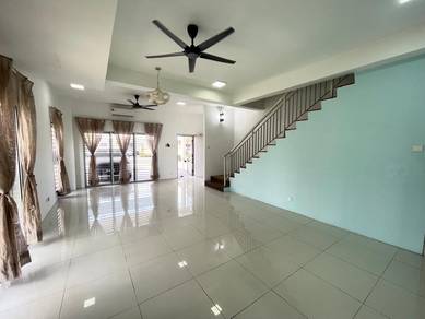 CASAGREEN cybersouth 2 storey ENDLOT house for rent BIG nice fully AC