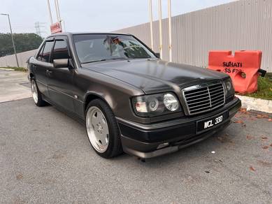 1995 Mercedes Benz E-CLASS 2.0 200 CLASSIC (CBU)