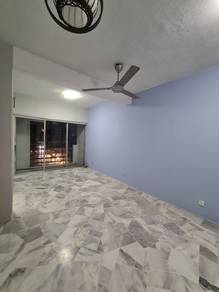 Rumah/flat Taman Mulia jaya dijual/sale