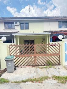Taman Daya Double Storey 2 bed Fully Extended