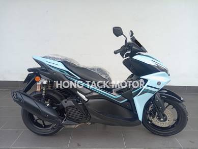 Yamaha NVX (ABS)