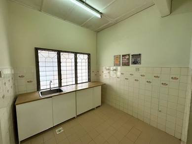 Partially 2-Storey Terrace House 4b3b USJ 6 Subang Jaya Near LRT