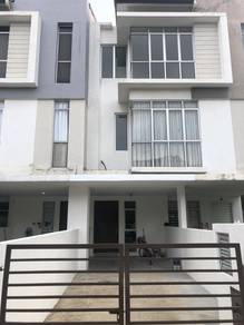 Townhouse-for-sale-Puchong-Kuala-Lumpur