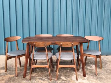 OFFER: Meja makan 6 seater